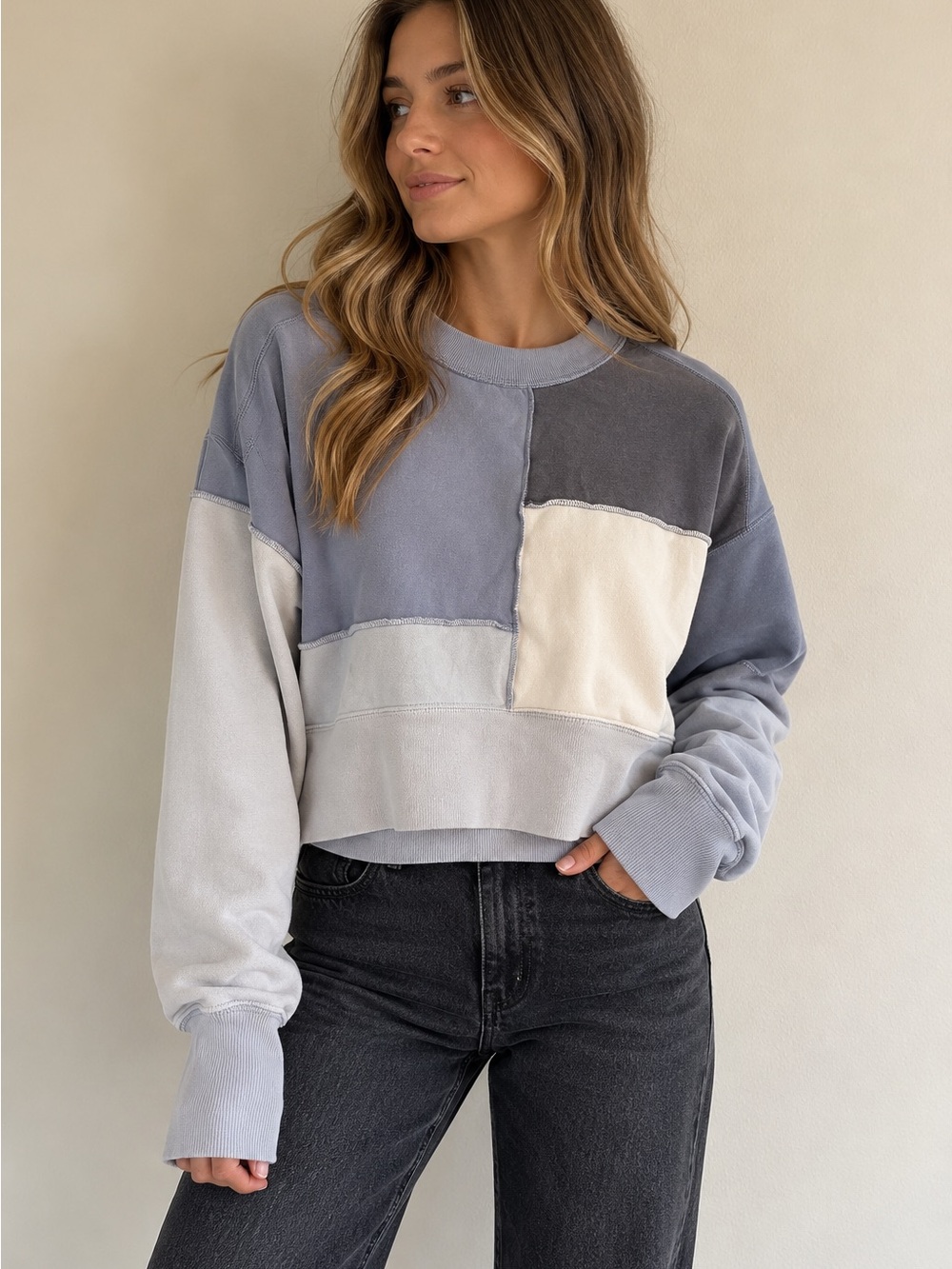 Title: Abercrombie & Fitch Soft A&F Colorblock Sweatshirt Blue Grey Cream XS